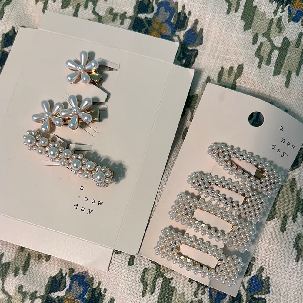 A New Day Pearl Hair Clip Set - Gold and White